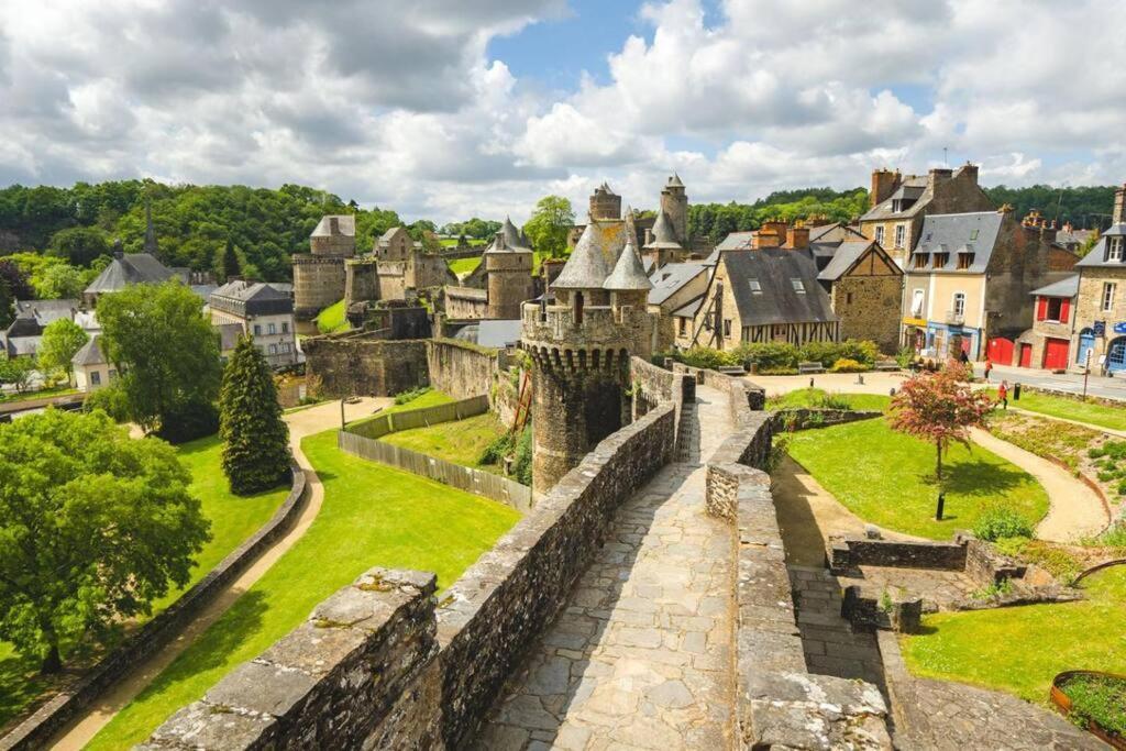 Appartement Avec Vue Fougères Exteriér fotografie